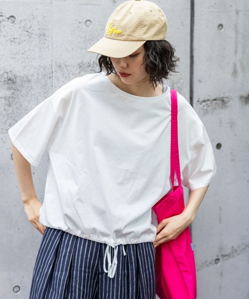 niko and...(ニコアンド)の「サラットドロストワイドTシャツ(Tシャツ/カットソー・レディース・ブラック/オフホワイト/ホワイト・MEDIUM/LARGE)」の11枚目の写真