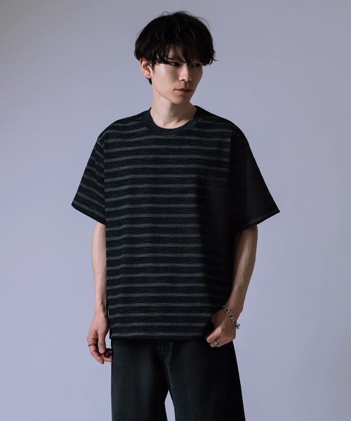Crownor(クラウノアー)の「ラグランスリーブ バイカラー 半袖 Tシャツ(ニット/セーター・メンズ・ベージュ/ブラック・LARGE/MEDIUM)」の5枚目の写真