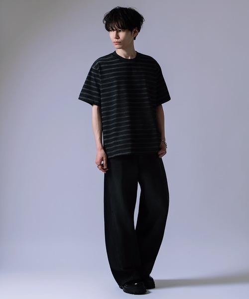 Crownor(クラウノアー)の「ラグランスリーブ バイカラー 半袖 Tシャツ(ニット/セーター・メンズ・ベージュ/ブラック・LARGE/MEDIUM)」の8枚目の写真