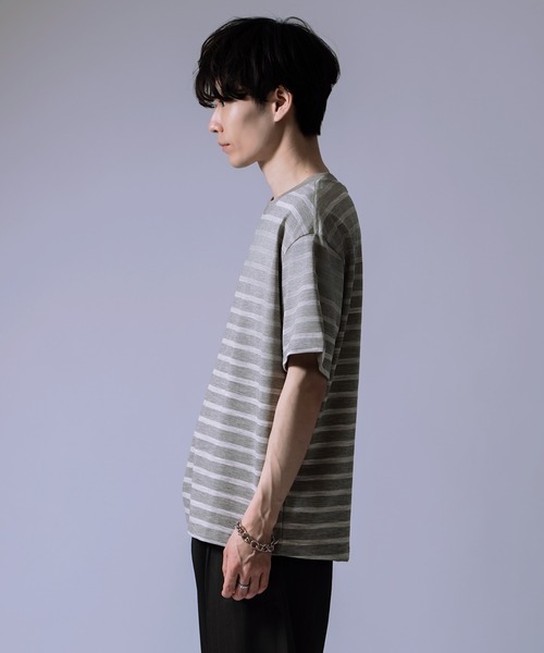 Crownor(クラウノアー)の「ラグランスリーブ バイカラー 半袖 Tシャツ(ニット/セーター・メンズ・ベージュ/ブラック・LARGE/MEDIUM)」の10枚目の写真