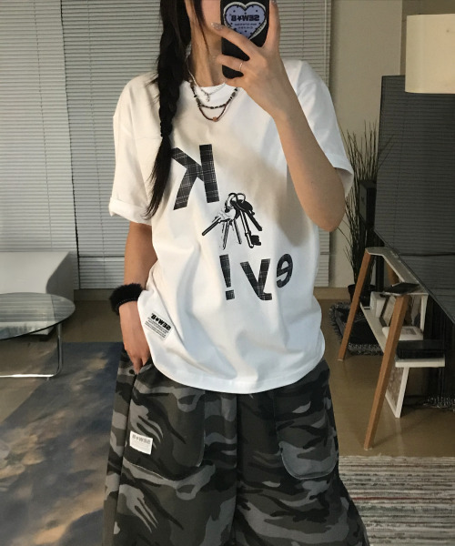 SEW-B(ソービー)の「KEY! オーバーサイズ半袖Tシャツ(Tシャツ/カットソー・レディース・その他・FREE)」の1枚目の写真
