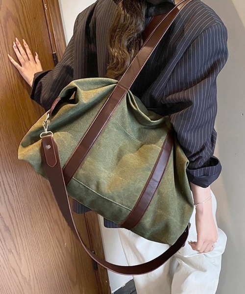 Miniministore(ミニミニストア)の「ボストンバッグ レザー切り替えショルダー(ボストンバッグ・レディース・ブラック/ベージュ/カーキ・FREE)」の1枚目の写真
