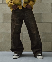 NVRFRGT（ネヴァーフォーゲット）の「3D TWISTED WIDE LEG JEANS（デニムパンツ）」