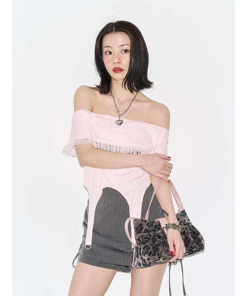 jouetie(ジュエティ)の「オフショルガータートップス(Tシャツ/カットソー・レディース・ブラック/ピンク/オフホワイト・FREE)」の22枚目の写真
