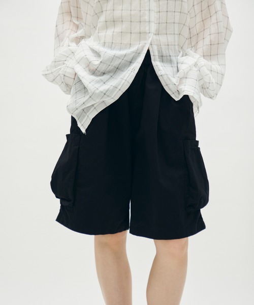 full/fill.(フルフィル)の「side pocket half pants / サイドポケットハーフパンツ(その他パンツ・レディース・アイボリー/ブラック・FREE)」の3枚目の写真