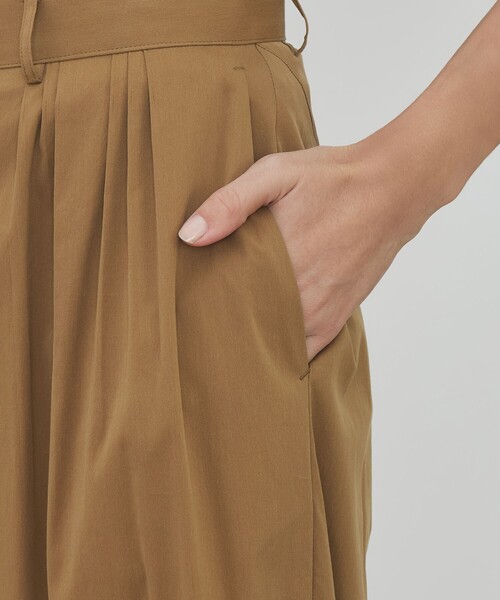 DES PRES(デ・プレ)の「コットンストレッチポプリン タックワイドパンツ(その他パンツ・レディース・ネイビー/キャメル/ホワイト・36/34/32)」の10枚目の写真