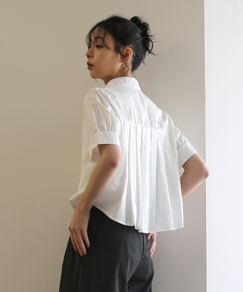 No one knows（ノーワンノーズ）の「ZOZO限定 後ろタックショートシャツ（シャツ/ブラウス・レディース・ホワイト/ブラック・FREE）」の7枚目の写真