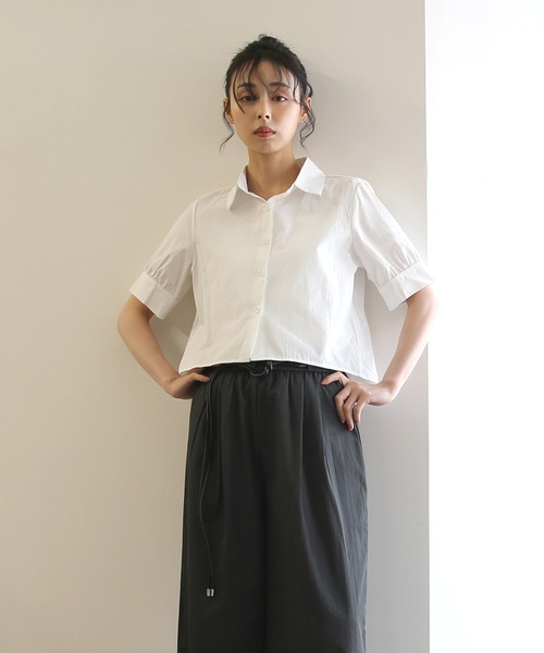 No one knows（ノーワンノーズ）の「ZOZO限定 後ろタックショートシャツ（シャツ/ブラウス・レディース・ホワイト/ブラック・FREE）」の10枚目の写真