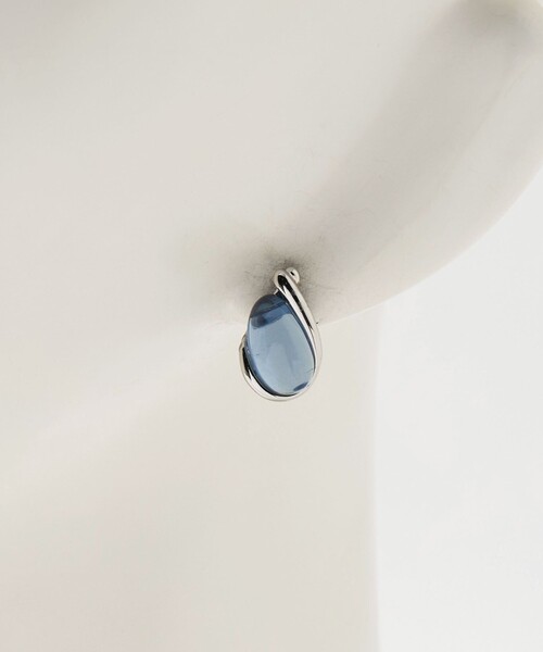 BEAUTY&YOUTH UNITED ARROWS(ビューティーアンドユースユナイテッドアローズ)の「クリアストーンモチーフ ドロップ ピアス(ピアス(両耳用)・レディース・ゴールド/シルバー・FREE)」の12枚目の写真