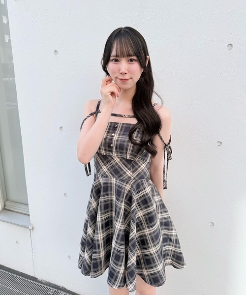 NOMAE(ノーマエ)の「アームリボンワンピース(ワンピース・レディース・ベージュ/グレー/ブラウン/ダークブルー・FREE)」の15枚目の写真