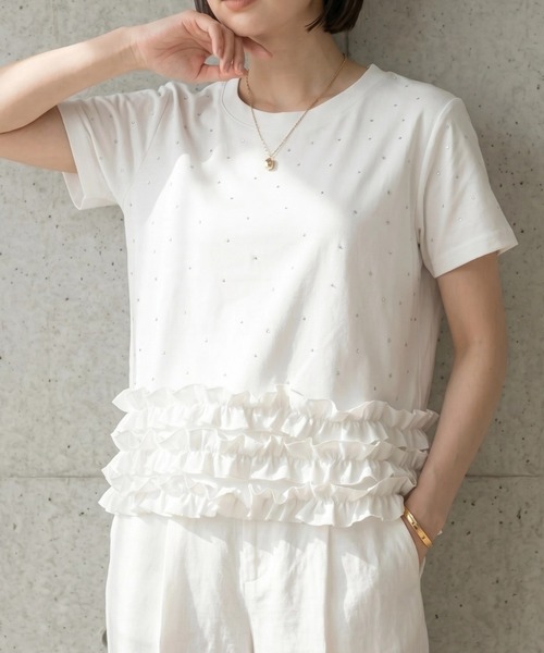 deux amour(ドゥーザムール)の「ストーン半袖フリルトップス(Tシャツ/カットソー・レディース・ブラック/ホワイト・M~L)」の2枚目の写真