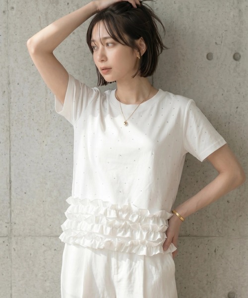 deux amour(ドゥーザムール)の「ストーン半袖フリルトップス(Tシャツ/カットソー・レディース・ブラック/ホワイト・M~L)」の4枚目の写真