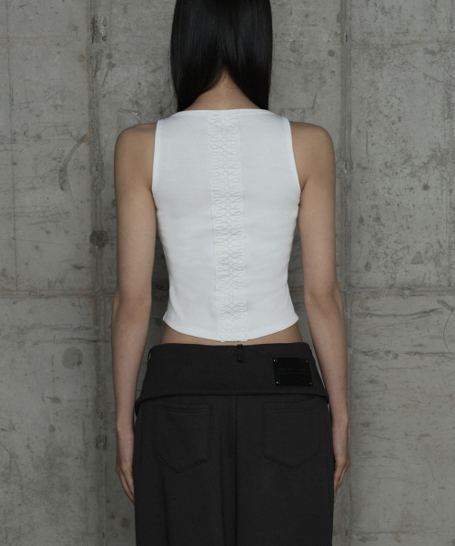 ETRE AU SOMMET（エトレオソメ）の「Crochet Point Short Sleeve (Ivory)（Tシャツ/カットソー・レディース・アイボリー・FREE）」の3枚目の写真