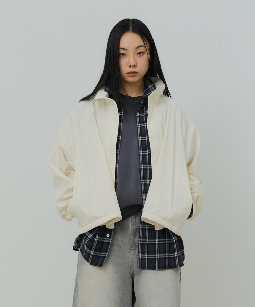 DESIRED(デシレッド)の「ハイネックジャンパー-FASK4101B0A(その他アウター・レディース・アイボリー・MEDIUM/LARGE/X-LARGE)」の7枚目の写真