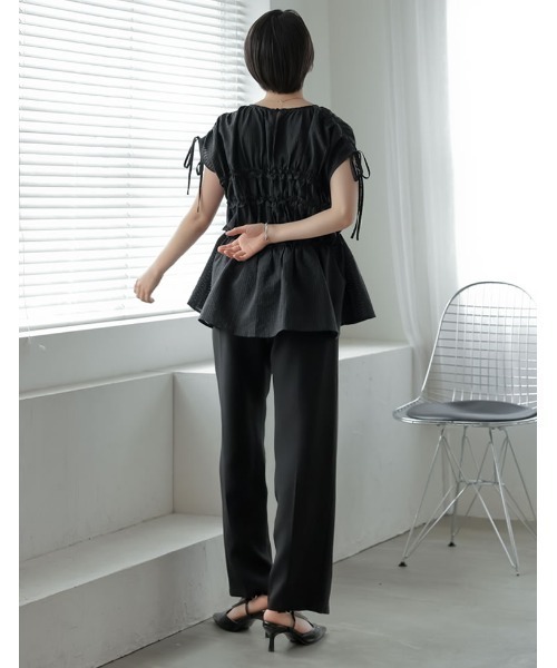 MEISM（ミズム）の「[2026 SUMMER COLLECTION][MEISM by Re:EDIT]シアーギンガムシャーリングフリルペプラムブラウス（シャツ/ブラウス・レディース・ブラック/ホワイト・LARGE/MEDIUM）」の5枚目の写真