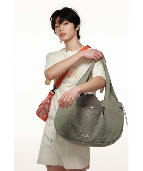 EMIS(イミス)の「MESH NYLON SHOULDER BAG(ショルダーバッグ・レディース・オリーブ/ブラック・FREE)」の14枚目の写真