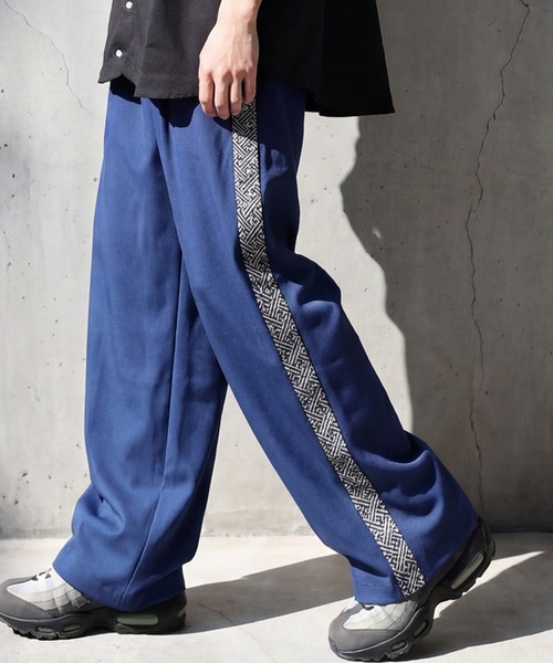 antiqua(アンティカ)の「幾何学柄 サイドライン ワイドパンツ(その他パンツ・レディース・ネイビー系/ブラック×ホワイト・LARGE/MEDIUM)」の11枚目の写真