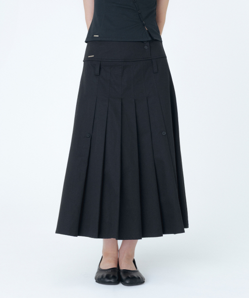Miseki SEOUL(ミセキソウル)の「Layered pleats maxi skirt BLACK(スカート・レディース・その他・1/2)」の1枚目の写真