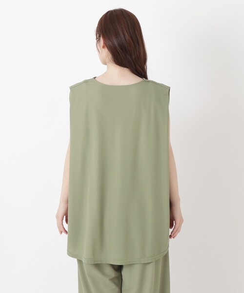 one'sterrace(ワンズテラス)の「【ひんやり】接触冷感 ノースリーブ鹿の子プルオーバー(Tシャツ/カットソー・レディース・グレー系その他7/カーキ系5/ブラック系8・02)」の14枚目の写真