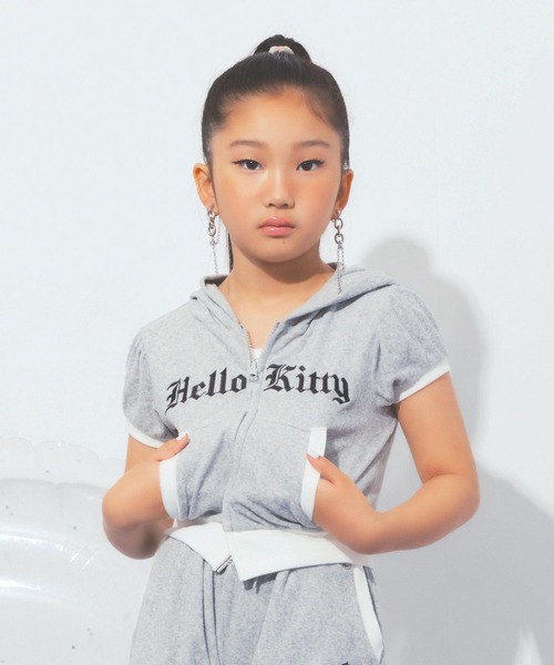 10C REPIPI(ジューシーレピピ)の「【HELLO KITTY】【10C REPIPI】パイルWZIPパーカー(パーカー・キッズ・ピンク/グレー・120cm/110cm/130cm)」の9枚目の写真
