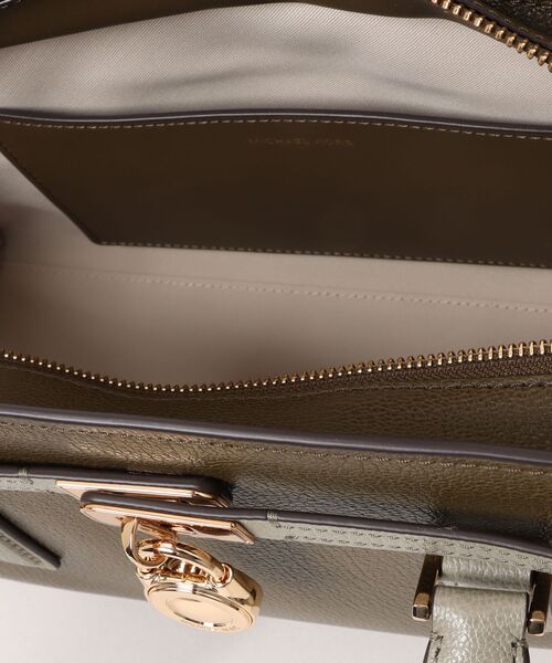 MICHAEL KORS(マイケルコース)の「HAMILTON MODERNE カラーブロック レザー サッチェル スモール(ショルダーバッグ・レディース・グリーン系その他・FREE)」の6枚目の写真