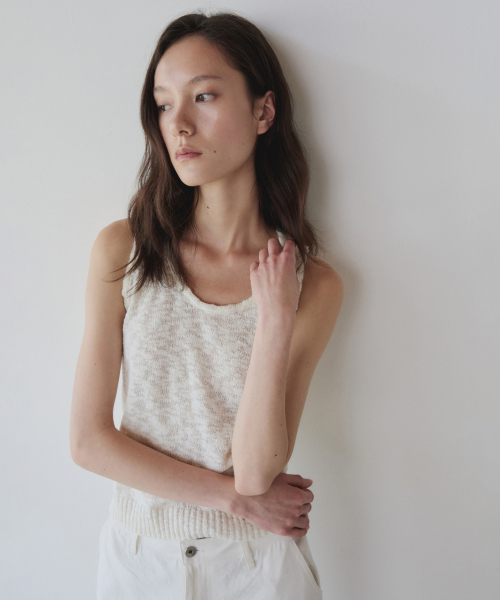 YEARNING(イヤニング)の「COTTON SLUB KNIT SLEEVELESS, IVORY(Tシャツ/カットソー・レディース・その他・FREE)」の4枚目の写真