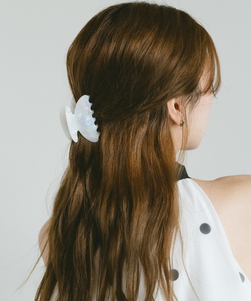 VANNIE U(ヴァニーユー)の「ホログラムストーンミニバレッタ(バレッタ/ヘアクリップ・レディース・ホワイト/ライトブルー/その他・FREE)」の8枚目の写真