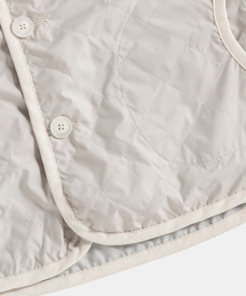 LAVENHAM(ラベンハム)の「Unwadded Barton Womens / アンワディッド バートン ウィメンズ(ベスト・レディース・オフホワイト・14/12/10/8/6)」の6枚目の写真
