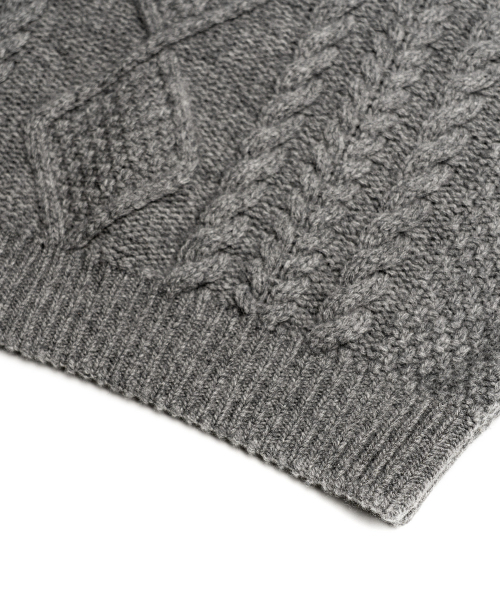 EDINBURGH CLUB(エディンバラクラブ)の「ARAN CREW-NECK SWEATER (GREY)(ニット/セーター・メンズ・グレー・SMALL/LARGE/X-LARGE)」の6枚目の写真