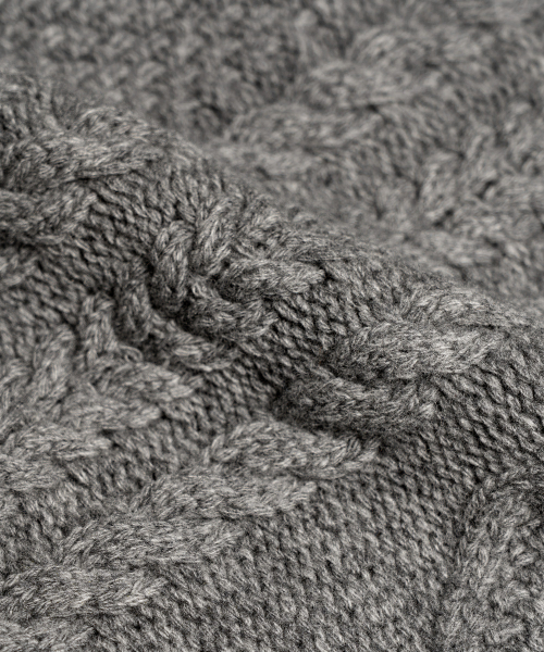EDINBURGH CLUB(エディンバラクラブ)の「ARAN CREW-NECK SWEATER (GREY)(ニット/セーター・メンズ・グレー・SMALL/LARGE/X-LARGE)」の7枚目の写真