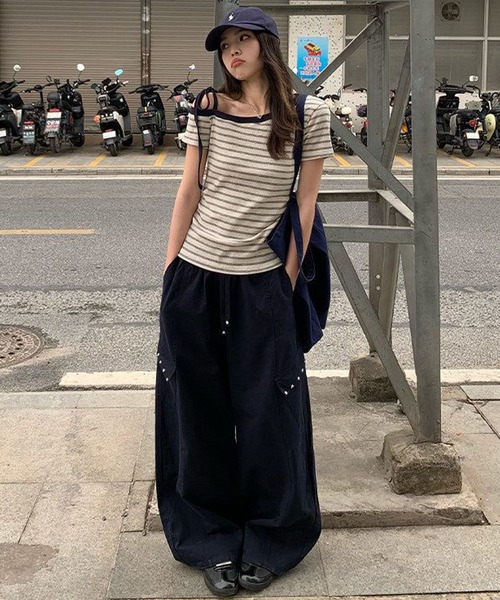 meJane(ミージェーン)の「ワンショルダーリボン ボーダーTシャツ(Tシャツ/カットソー・レディース・オフホワイト・FREE)」の3枚目の写真