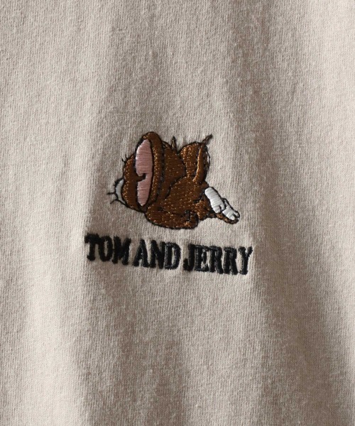 Tom&Jerry(トムアンドジェリー)の「Tom&Jerry/トムとジェリー オーバーサイズ ヴィンテージライク ワンポイント刺繍 袖プリント ロンT 長袖Tシャツ(Tシャツ/カットソー・レディース・ブラック系その他/スミクロ/アイボリー/グレイッシュベージュ・LL/L/M)」の18枚目の写真