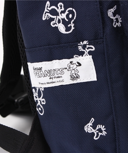 Lee（リー）の「【Lee×SNOOPY】コラボ総柄刺繍デイパック（バックパック/リュック・キッズ・ネイビー・FREE）」の8枚目の写真