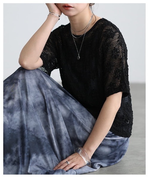 Sawa a la mode(サワアラモード)の「フラワーメッシュクルーネックプルオーバー(Tシャツ/カットソー・レディース・ブラック/アイボリー・FREE)」の9枚目の写真