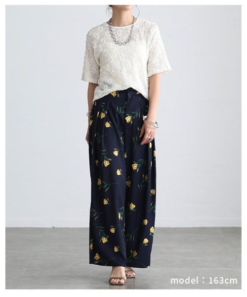 Sawa a la mode(サワアラモード)の「フラワーメッシュクルーネックプルオーバー(Tシャツ/カットソー・レディース・ブラック/アイボリー・FREE)」の14枚目の写真
