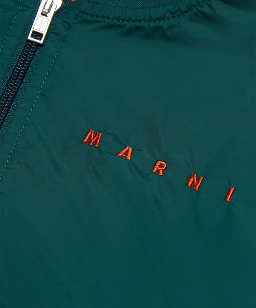 MARNI(マルニ)の「MARNI(マルニ)Kids & Junior ワンポイントブランドロゴジップアップブルゾンジャケット(ブルゾン・キッズ・ブラック/ダークグリーン・4Y/6Y/8Y/10Y)」の7枚目の写真