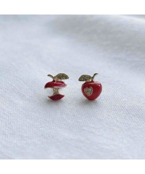 tone(トーン)の「【88eighty-eight】レッドアップルエレガントミニピアス【import】(MA)(ピアス(両耳用)・レディース・レッド・FREE)」の2枚目の写真
