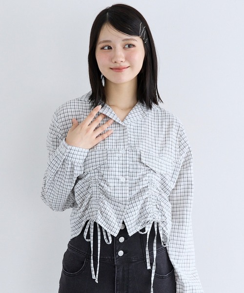 coca(coca)(コカ)の「ユース シャーリングシャツ(シャツ/ブラウス・レディース・ホワイト/ブラック・M/S/L)」の2枚目の写真