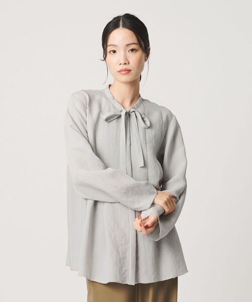 BEAUTY&YOUTH UNITED ARROWS(ビューティーアンドユースユナイテッドアローズ)の「レーヨンポリエステル タイ タックシャツ(シャツ/ブラウス・レディース・ライトグレー/オフホワイト/ブラック・FREE)」の4枚目の写真