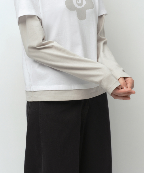 MUSINSA STANDARD WOMAN（ムシンサスタンダードウーマン）の「[オヘシオコラボ] レイヤード長袖Tシャツ [ホワイト]（Tシャツ/カットソー・レディース・その他・SMALL/MEDIUM/LARGE）」の6枚目の写真