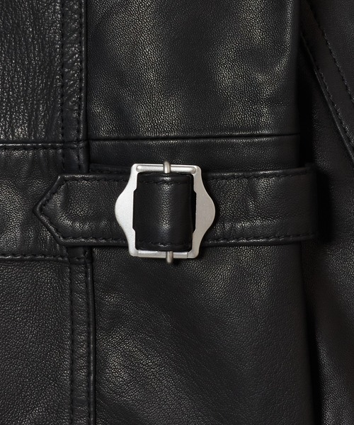 CRIMIE(クライミー)の「4-BUTTON TAILORED SHEEP LEATHER SUIT JACKET WITH 3-BUTTON LOOK(テーラードジャケット・メンズ・ブラック・XXL/XL/L/M/S)」の6枚目の写真