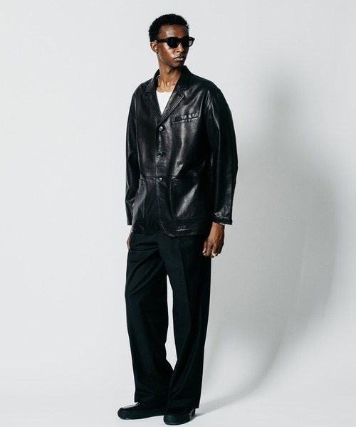 CRIMIE(クライミー)の「4-BUTTON TAILORED SHEEP LEATHER SUIT JACKET WITH 3-BUTTON LOOK(テーラードジャケット・メンズ・ブラック・XXL/XL/L/M/S)」の11枚目の写真