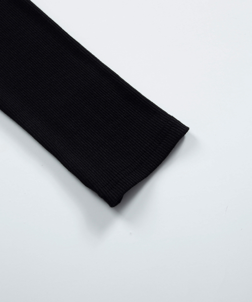 ASON(アズオン)の「MUTE BUTTON CARDIGAN / BLACK(カーディガン/ボレロ・レディース・その他・FREE)」の6枚目の写真