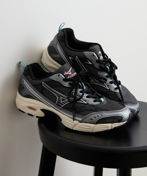 U by SPICK&SPAN（ユーバイスピックアンドスパン）の「MIZUNO / ミズノ MXR（スニーカー・レディース・ブラック・23cm/24cm/25cm）」の8枚目の写真