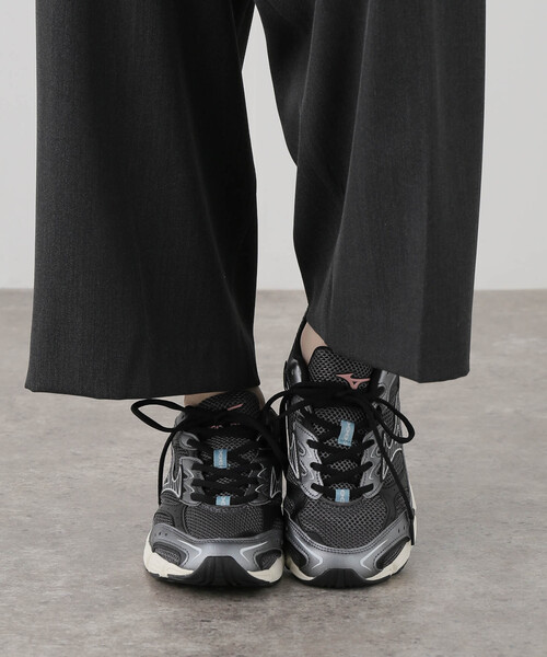 U by SPICK&SPAN（ユーバイスピックアンドスパン）の「MIZUNO / ミズノ MXR（スニーカー・レディース・ブラック・23cm/24cm/25cm）」の12枚目の写真