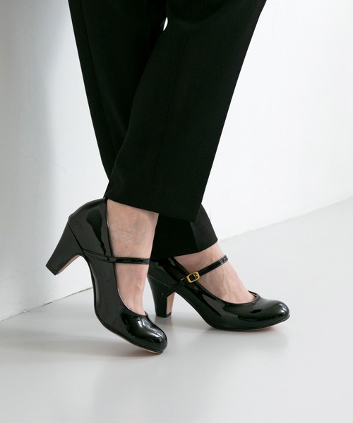 flune(フリューン)の「ラウンドトゥ ストラップパンプス(パンプス・レディース・レッド/ブラック/ブラウン系その他/ベージュ/ピンクベージュ/チャコール/グレイッシュベージュ/ブルー系その他・21.5cm/26.5cm/22.5cm/23.5cm/24.5cm/24.0cm/21.0cm/23.0cm/25.5cm/25.0cm/26.0cm/22.0cm/27.0cm)」の19枚目の写真