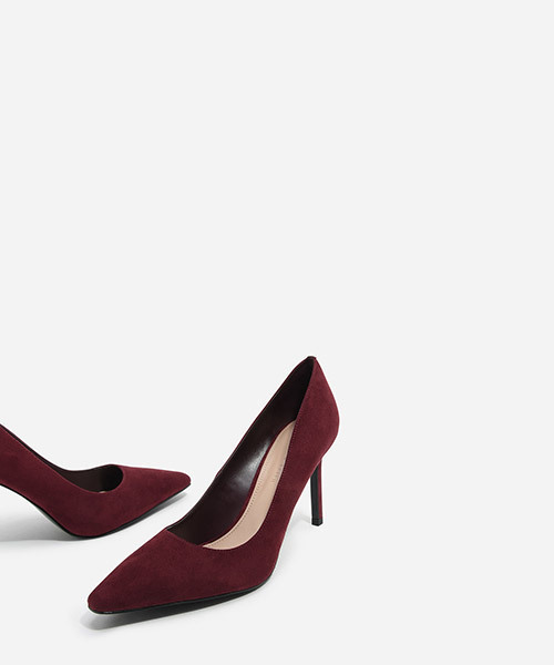 CHARLES & KEITH(チャールズ & キース)の「ポインテッドトゥパンプス / POINTED TOE PUMPS(パンプス・レディース・ブラック/ピンク/バーガンディー・22.5cm/24.5cm/23cm/25cm/23.5cm/24cm)」の4枚目の写真