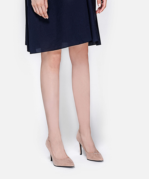 CHARLES & KEITH(チャールズ & キース)の「ポインテッドトゥパンプス / POINTED TOE PUMPS(パンプス・レディース・ブラック/ピンク/バーガンディー・22.5cm/24.5cm/23cm/25cm/23.5cm/24cm)」の8枚目の写真