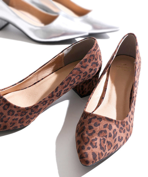 WEGO(ウィゴー)の「WEGO/ポインテッドパンプス(パンプス・レディース・シルバー/ブラック/その他1/その他2/レッド・MEDIUM/LARGE/SMALL/X-LARGE)」の1枚目の写真