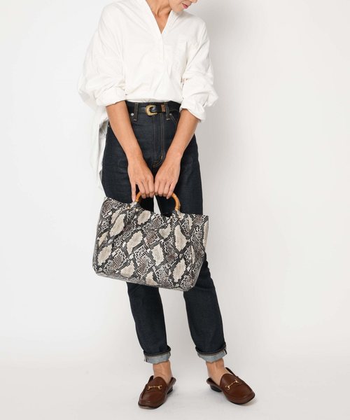 SOLPRESA（ソルプレーサ）の「バンブーハンドルバッグ（トートバッグ・レディース・ナチュラル/ブラック/パイソン・ONE SIZE）」の5枚目の写真